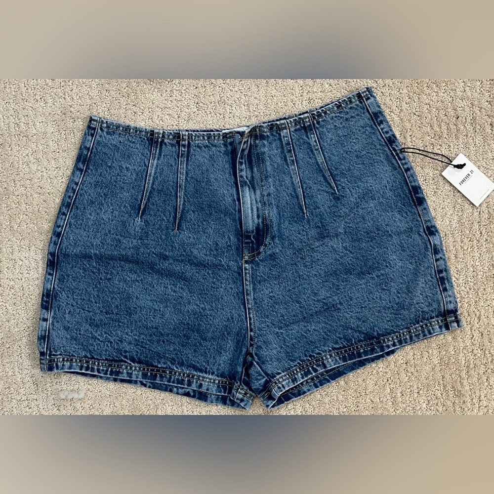 Forever 21 acid wash short, high waisted with zipper - NEW!